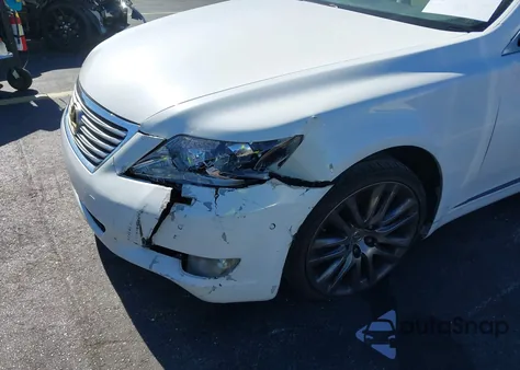 2011 Lexus Ls 460 z USA, uszkodzony, nr VIN JTHBL5EF1B5104608